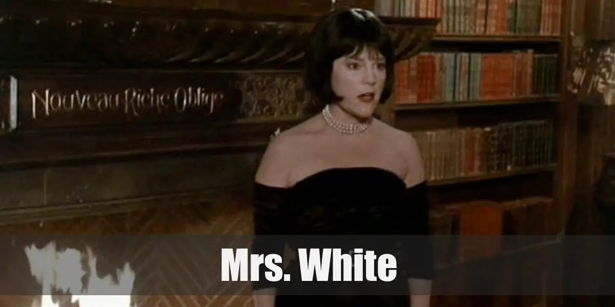 Mrs White Clue Costume For Halloween